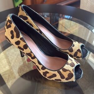 Size 5B Vince Camino platform heal shoe